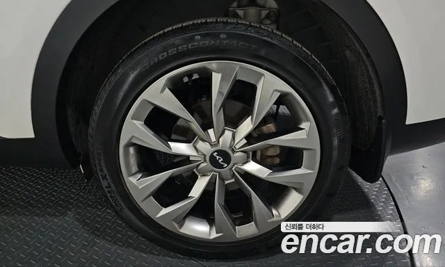 Kia Sorento — фото 21