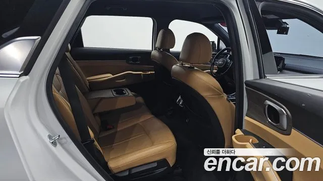 Kia Sorento — фото 26