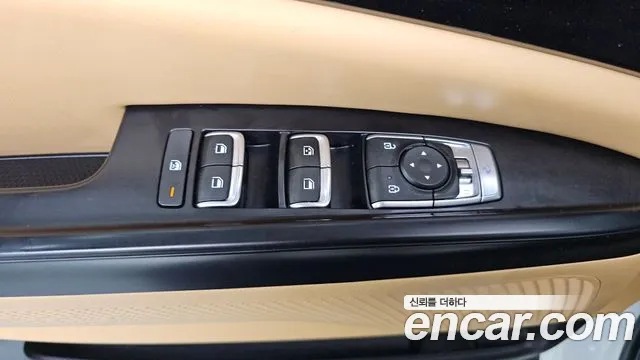 Kia Carnival — фото 28