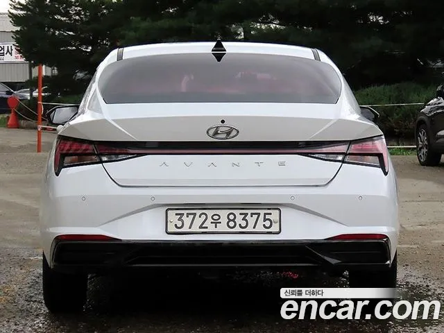 Hyundai Avante — фото 4