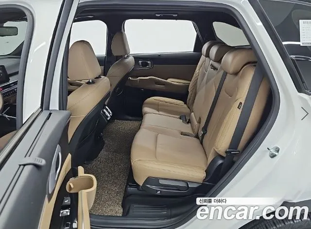 Kia Sorento — фото 12