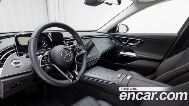 Mercedes-Benz E-Class — фото 13