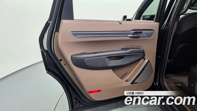 Kia EV9 — фото 25