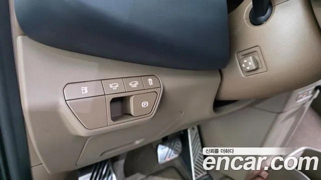 Kia EV9 — фото 30