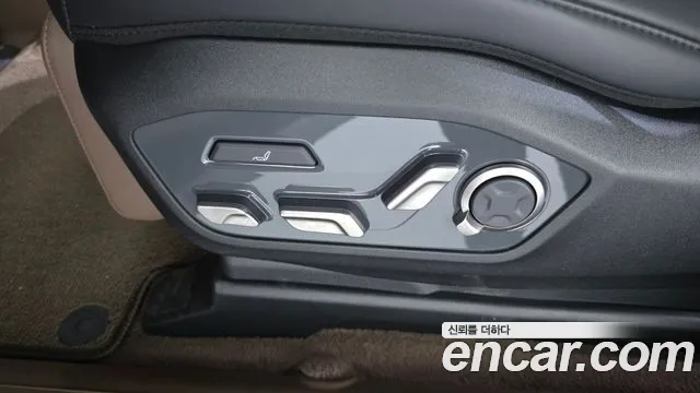 Kia EV9 — фото 31