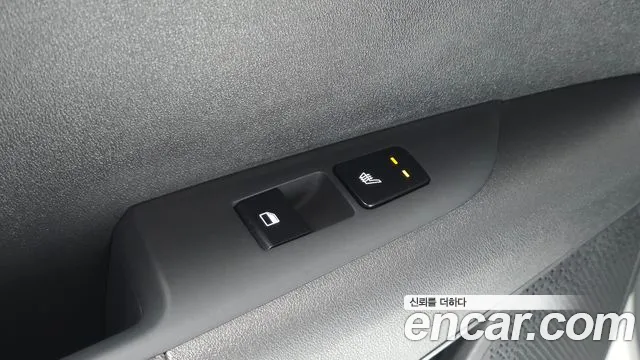 Kia Niro — фото 28
