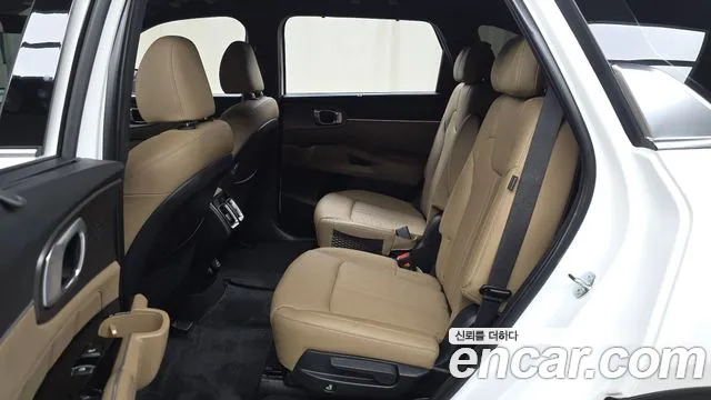 Kia Sorento — фото 12