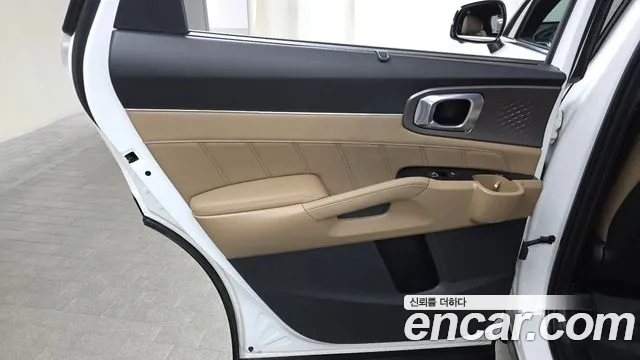 Kia Sorento — фото 25