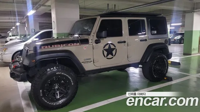 Jeep Wrangler — фото 8