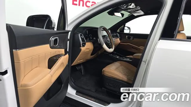 Kia Sorento — фото 9