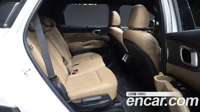 Kia Sorento — фото 12