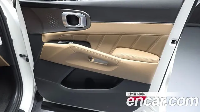 Kia Sorento — фото 24