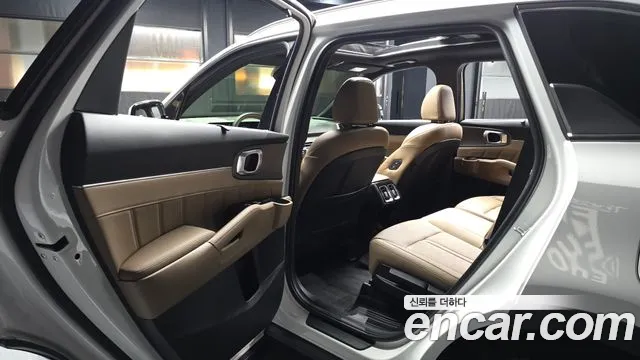 Kia Sorento — фото 26