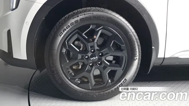 Kia Sorento — фото 5