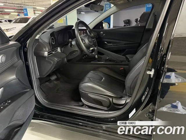 Hyundai Avante — фото 13