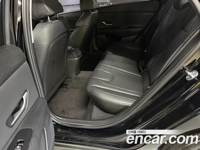 Hyundai Avante — фото 14