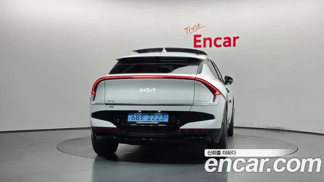 Kia EV6 — фото 3