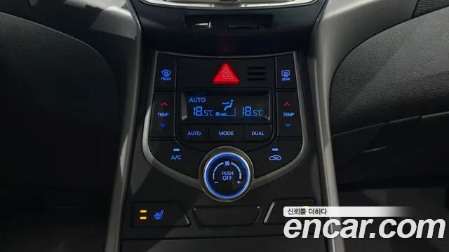 Hyundai Avante — фото 14