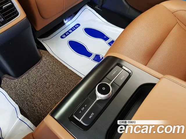 Hyundai Grandeur — фото 18
