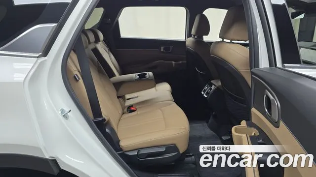 Kia Sorento — фото 11