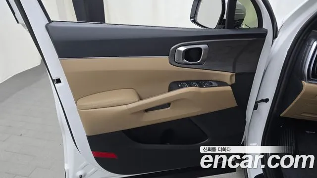 Kia Sorento — фото 24