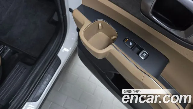 Kia Sorento — фото 29