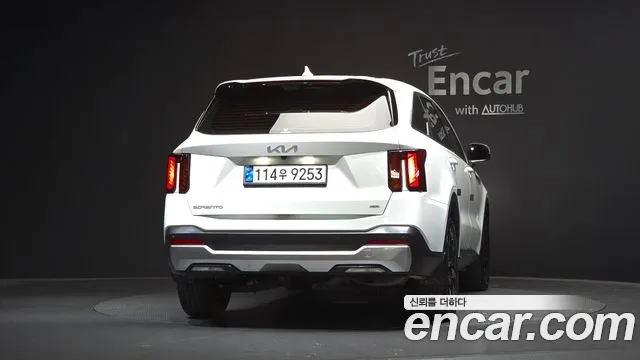 Kia Sorento — фото 4