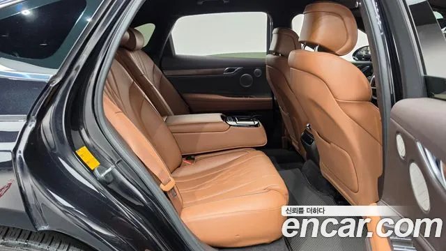 Genesis G80 — фото 11