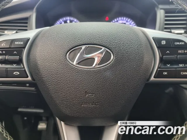 Hyundai Sonata — фото 12