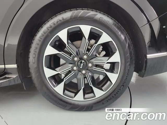 Kia Carnival — фото 20