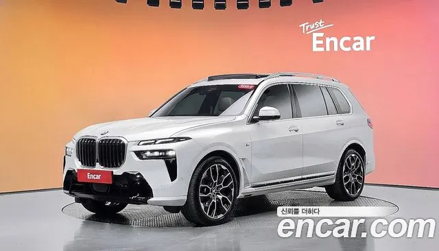 BMW X7 — фото 21