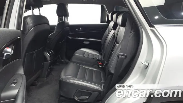 Kia Sorento — фото 26
