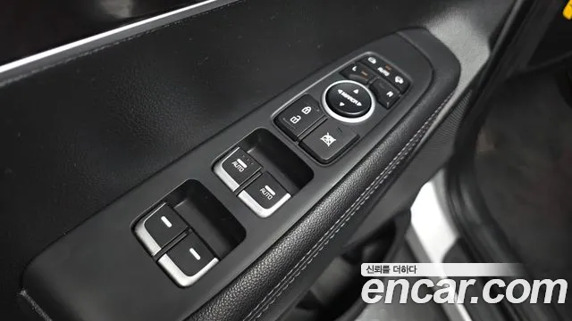Kia Sorento — фото 28