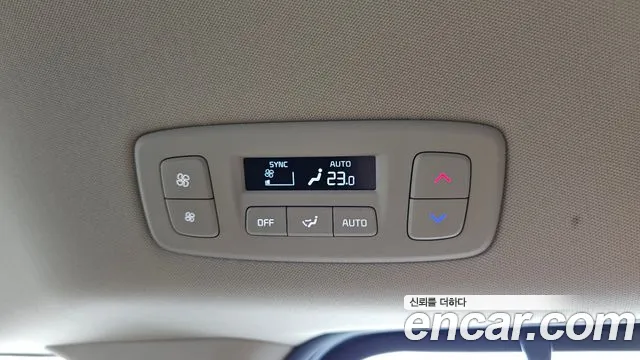 Kia Carnival — фото 31