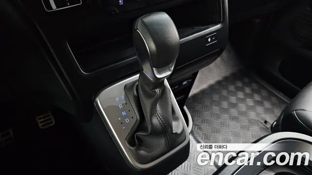 Hyundai Staria — фото 9