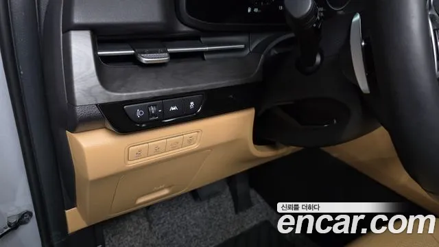 Kia Carnival — фото 28