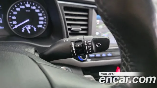 Hyundai Avante — фото 29