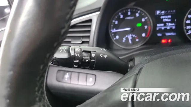 Hyundai Avante — фото 31