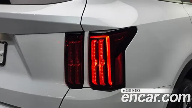 Kia Sorento — фото 23