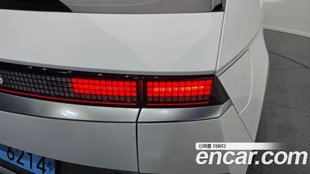 Hyundai Ioniq 5 — фото 23