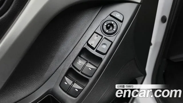 Hyundai Avante — фото 17
