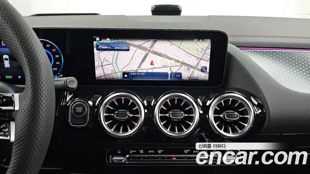 Mercedes-Benz EQA — фото 14
