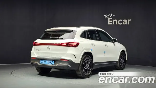 Mercedes-Benz EQA — фото 2