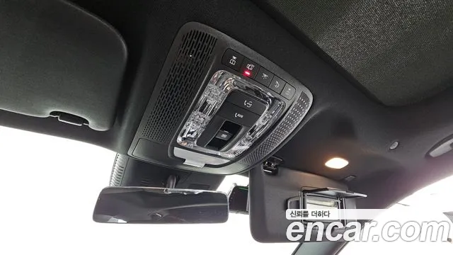 Mercedes-Benz EQA — фото 28