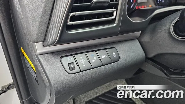 Hyundai Avante — фото 15