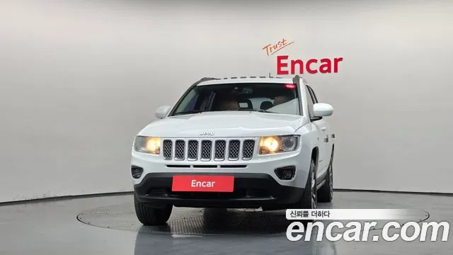 Jeep Compass — фото 3