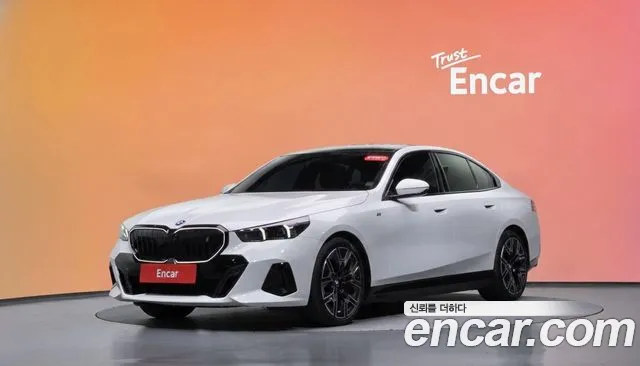 BMW i5 — фото 21