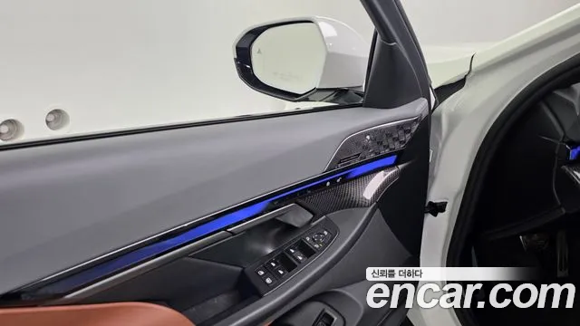 BMW i5 — фото 28