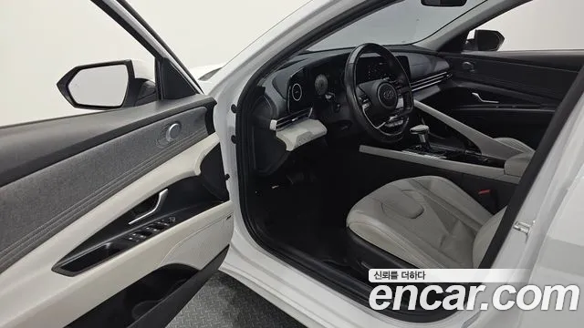 Hyundai Avante — фото 11