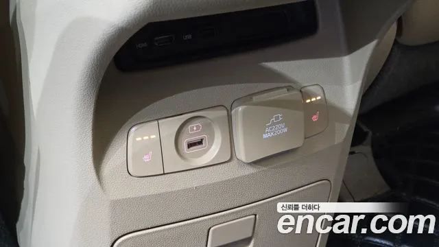 Kia Carnival — фото 27